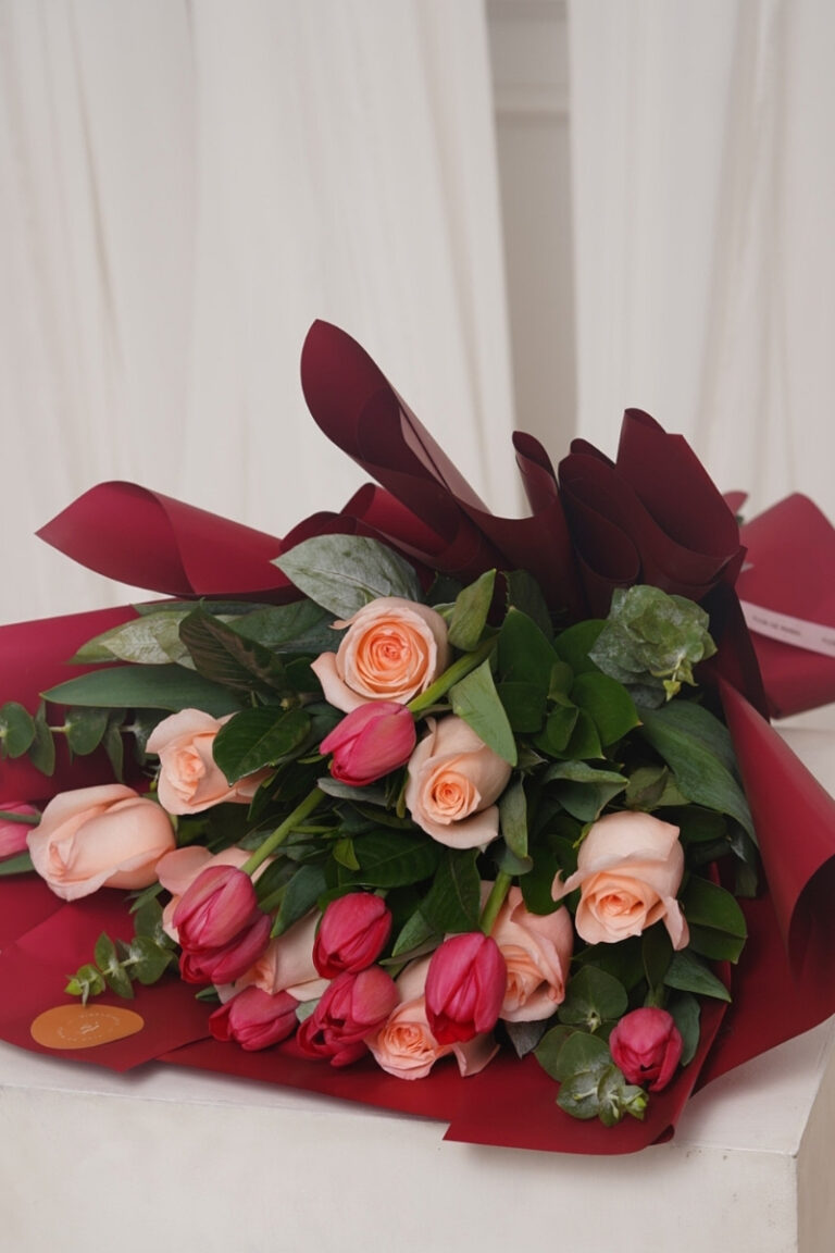 RAMO AMAR Y ZEN (TULIPANES ROJOS + ROSAS ROSADAS)